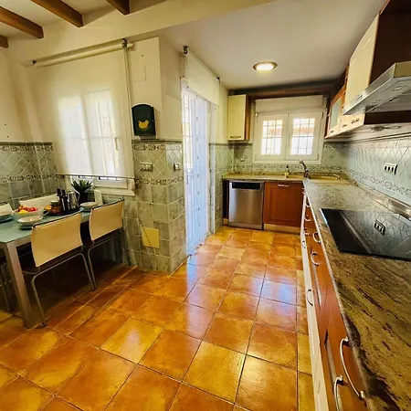 Chalet Chalet Con Piscina En Primera Linea De Playa